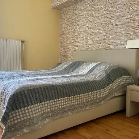 Szent Janos Vendeghaz Apartment *